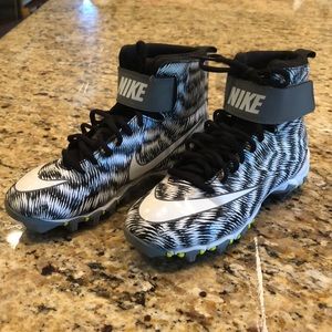 Youth Nike fastflex football cleats sz 3.5
